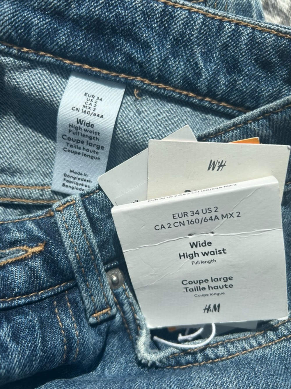 ✨H&M Ava Ultra High Rise Wide-Leg Raw Hem Jeans in Blue Denim - Picture 8 of 8